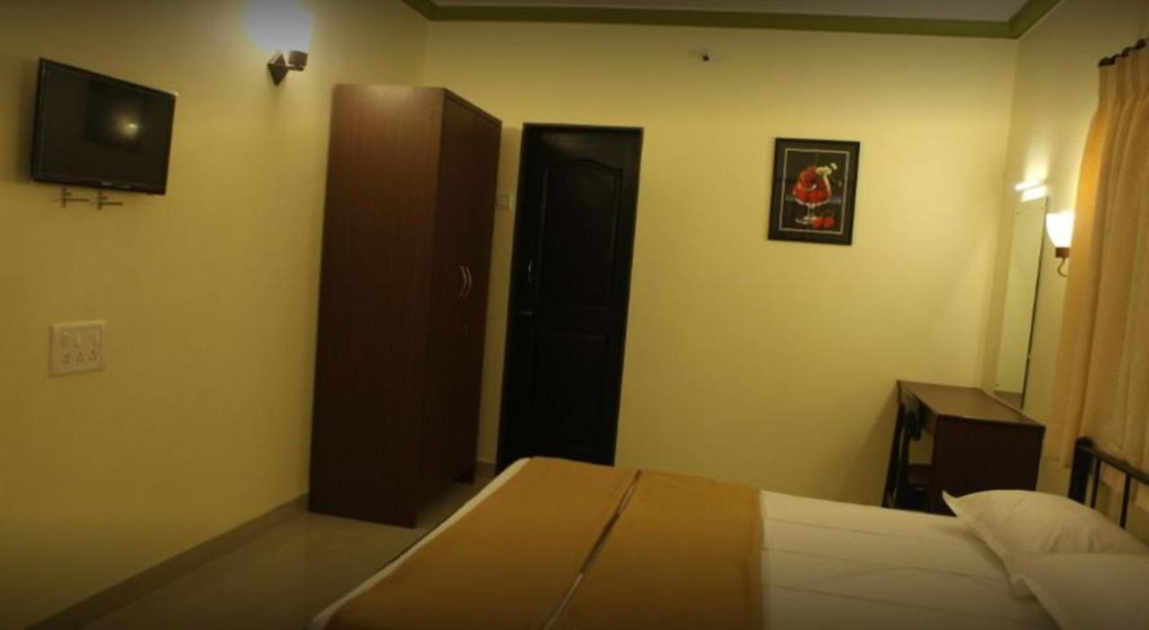 Madhuvan Farm Cottage 阿里巴格 外观 照片